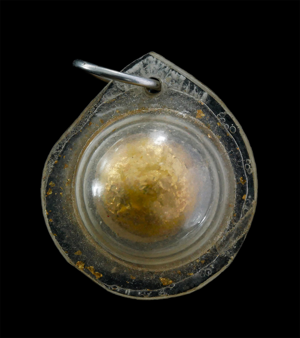 21Jul24 (102)p.jpg - ลูกอมเทียนชัย ลูกนิมิต ติดรูปถ่าย รุ่นแรก หลวงพ่ออุตมะ วัดวังวิเวการาม จ.กาญจนบุรี เนื้อผงพุทธคุณ ผงว่าน ปิดทองสวยงาม พระเก่ามวลสารดี สร้างน้อยหายาก | https://kamulet.in.th